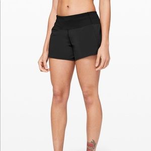 lululemon run times short 2.5”